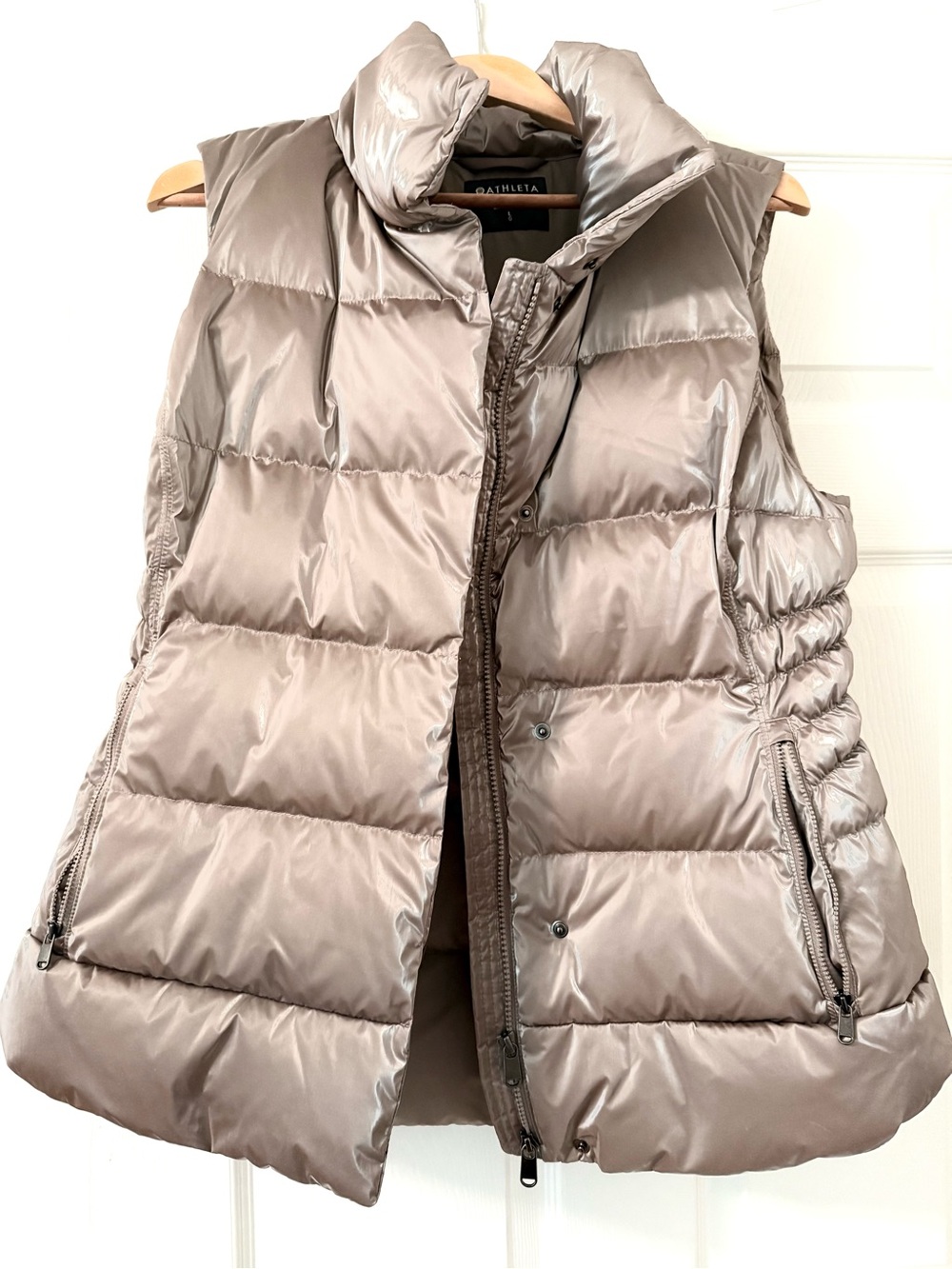 Athleta Downtown Vest,  Taupe Quilted Puffer, women size Large, like new